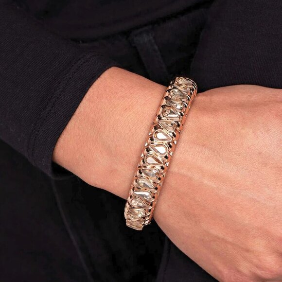 paparazzi Jewelry - Paparazzi Jewelry - Crafted Coals - Gold Bracelet - Vintage